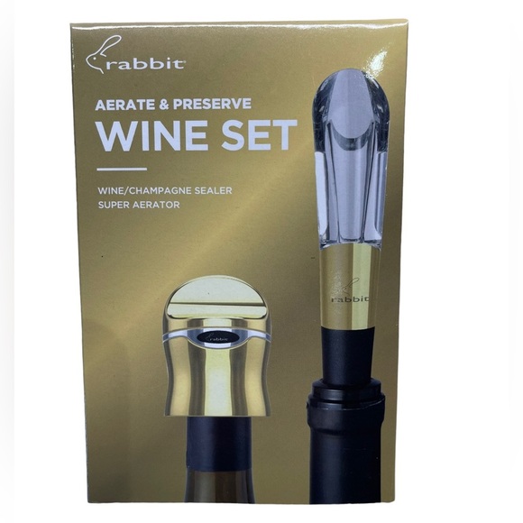 ❤️❤️LAST CHANCE ❤️❤️. Rabbit - Aerate & Preserve Wine set - Gold - Picture 1 of 2